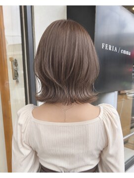 フェリア ファム 桃山台(FERIA fam) くびれボブミルクティーブロンド