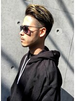 トルネード(TORNADO) 大人外国人風ハイライト アップバングツーブロック刈り上げ