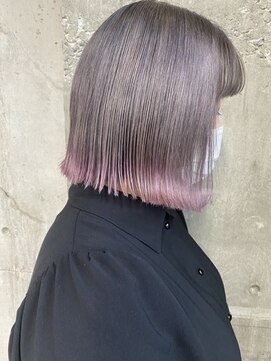 ガルボヘアー 裾カラー シルバー 紫 切りっぱなし ボブ L ガルボ ヘアー Garbo Hair のヘアカタログ ホットペッパービューティー