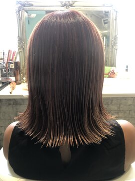 ミエルヘアーエスト 新宿店(mielhair est) 切りっぱなし×外ハネボブ