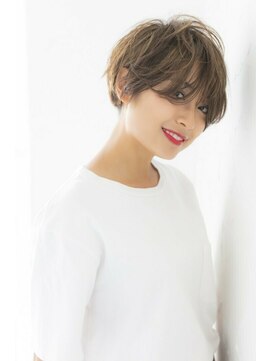 カルラ(Karra) ≪karra 蒲田≫シルバーアッシュのエッジショート