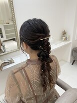 モカラ バイ レーコ(mokara by REKO)&nbsp;編みおろしヘア