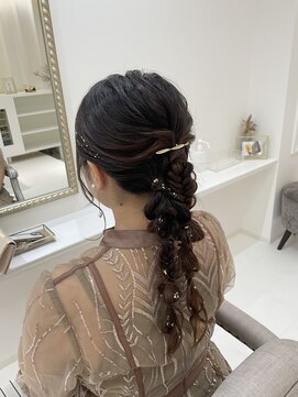 モカラ バイ レーコ(mokara by REKO) 編みおろしヘア