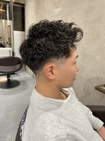ターフタカサキディエル(TURF TAKASAKI D.L) フェード×ショートパーマ