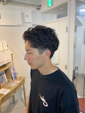 ソイクフ(SOY KUFU) 20代30代40代◎スーツ短髪ツーブロック刈り上げショートヘア