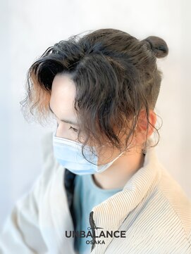 アンバランスオオサカ(UNBALANCE OSAKA) ★センターパート/スパイラルパーマ/マンバン【JUNYA】