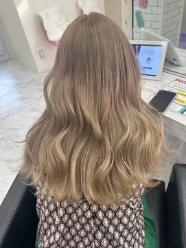 ミニョン(mignon) 韓国/ダブルカラー/ブリーチ/ピンク/学割U24/新越谷/南越谷/草加