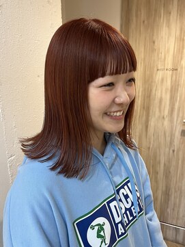 シェリ(Cheri) ワイドバングが可愛い切りっぱなしボブとオレンジブラウン