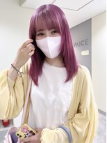 ヴァイス 新宿店(VAICE) ピンクカラー