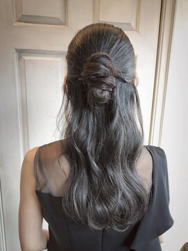 アロマ ヘアー ルーム 新宿3号店(AROMA hair room) 大人ハーフアップ/ゆるふわウェーブ/華やかアレンジ