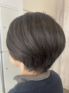 ディシェーレローブ(die Schere Lob) 【40代人気】頭の形が綺麗に見えるショートボブ