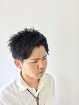 ヘアーデザイン オアジ(OASI) スパイキーショートアップバング