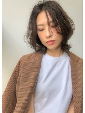 ビーハイブ 一番町店 アヴェダ(BEHIVE) ラフレイヤーひし形シルエット×ダークアッシュ