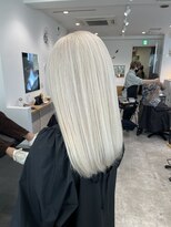 カラ ヘアーサロン(Kala Hair Salon) ホワイトヘアー/モードヘア/大人ガーリー