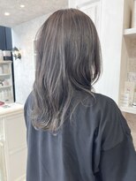 キャアリー(Caary)&nbsp;福山市美容室Caary人気 冬ヘアトレンドくすみグレージュセミディ