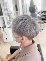 リッシュ 佐倉店(Lish)&nbsp;ホワイトシルバーアッシュ
