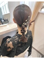 ミラ(Mila)&nbsp;大人気！艶々タイトアレンジ♪ 金箔アレンジ♪