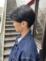 アイズ 海老名(AIZU)&nbsp;センターパート ニュアンスパーマ メンズパーマ 眉毛