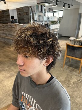 ザ オーダー(THE ORDER) 波巻きスパイラル/mensパーマ