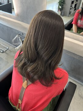 トーン(tone) オリーブベージュ