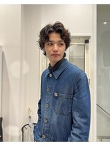 ケシキ大名(keshiki)&nbsp;センターパートでキマるモテパーマ/ISSEI