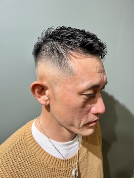 スタンドバーバー 柏(STAND BARBER) スペインカール/韓国マッシュ/スパイキーショート/柏