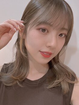 ジル(JILL)の写真/「似合わせ」×「ライフスタイル」に徹底的に向き合います◎印象が変わる“前髪・顔周りカット”で魅力UP！