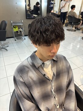 アイズ 海老名(AIZU) ツイストスパイラルパーマ ツイストパーマ メンズパーマ 眉毛