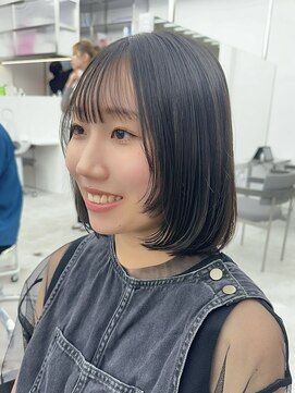 ビューブルー 亀戸錦糸町(VIEW BLUE) ◎耳かけレイヤーミディアムボブ似合わせ前髪