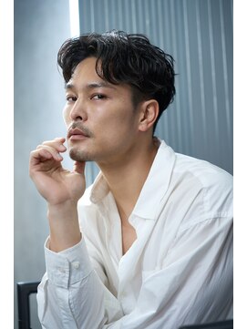 ゼノ 海老名(XENO) ラルフカールラウンドマッシュフェザーパーマメンズパーマ眉毛