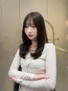 スリー(THREE) 大人可愛い韓国ハッシュレイヤー