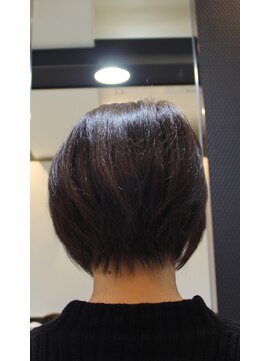 ディーヘアーデザイン(d.HAIR DESIGN) ナチュラルショート