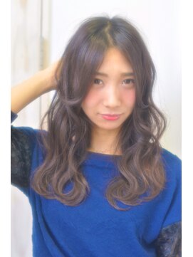 クラン(clan) clan<大人可愛い耳かけハイトーン黒髪ミディ>