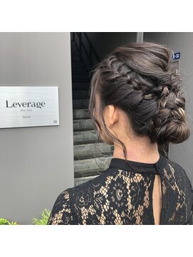 リバレッジ 広尾(Leverage) シニヨンアップ