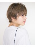 耳かけカジュアルイメチェンショート/フォギーベージュ