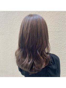 フェリア 緑地公園(FERIA) 艶たっぷり！グレージュカラー♪