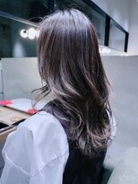 ヤドリギ(yadorigi) レイヤーカット×外国人風カラー×高濃度トリートメント