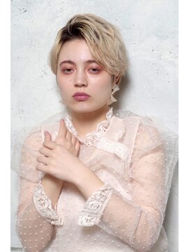 クシュ 所沢東口店(kusyu...) ボブショート/ブルーシルバー/チャコールグレーシースルーバンク