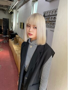 フィン(fin,) Ayato/セクションカラー/グラデーションカラー/ペールベージュ