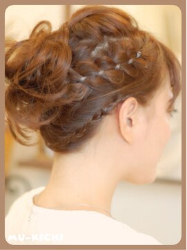 むーきち 吉祥寺(mu-kichi) 綺麗めで可愛い編み込みアップ☆【mu-kichi吉祥寺】