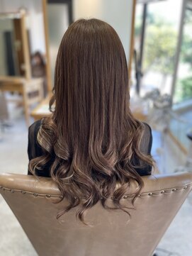 フツーロ 栄(FUTURO) コテ巻き プルエクステ エクステ