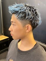 ビンゴ(BINGO)&nbsp;1213ブルーシルバーメンズカットハイトーンカラーバーバーカット