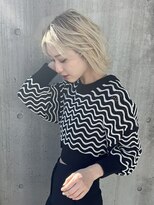 ナナシ(nanac)&nbsp;外人風ブロンドカラー+外はねボブ