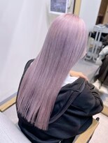 リノショアーズ 日本大通り店(RINOSHORES)&nbsp;ホワイトペールピンクハイトーンブリーチカラーストレートロング