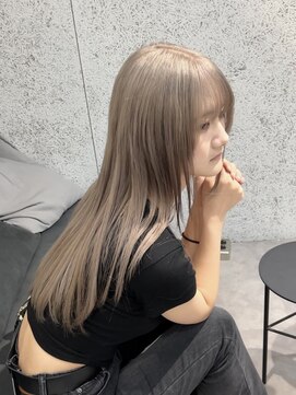 ローレン(Lolen.) ミルクティーグレージュ×レイヤーカット【野上翔平】