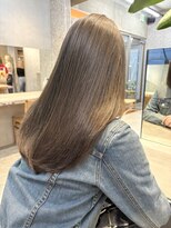 原宿オリーブベージュ韓国顔周りレイヤーカットブリーチカラー