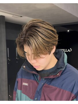 ステラ(STELLA) メンズ/バレイヤージュ/センターパート/ブリーチ＆ダブルカラー