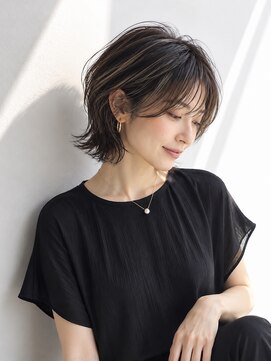 アッシュ 学芸大学店(Ash) ショートボブ/大人女性/アッシュグレー/白髪ぼかし/脱白髪染め