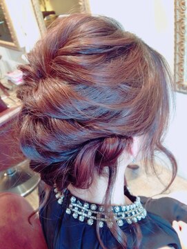 ノアズアーク(NOAH'S ARK) 大人エレガント・編み込みアップ