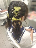 ピークヘア(PEAK HAIR)&nbsp;ヘアセット/量産型ヘアメ/リボン編み込みハート型ツインテール